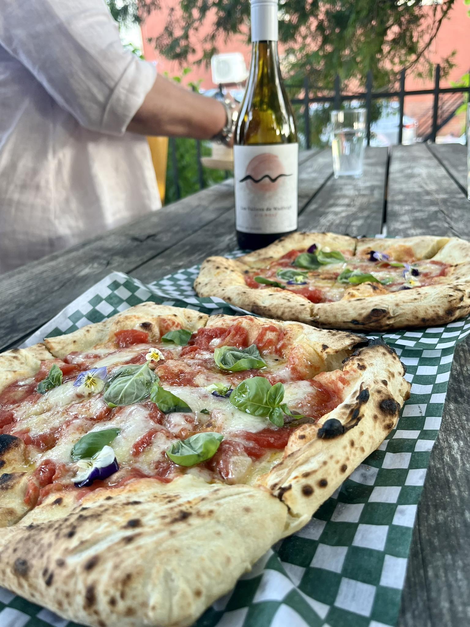 Pizza et vin pour événement privé